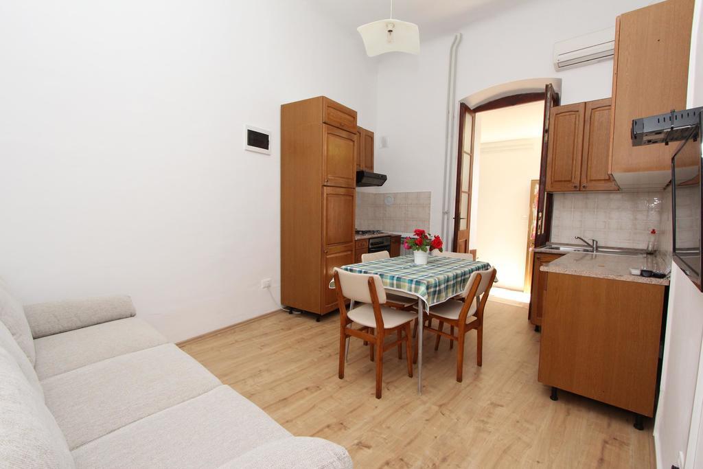 Apartment Riki Rovinj Buitenkant foto